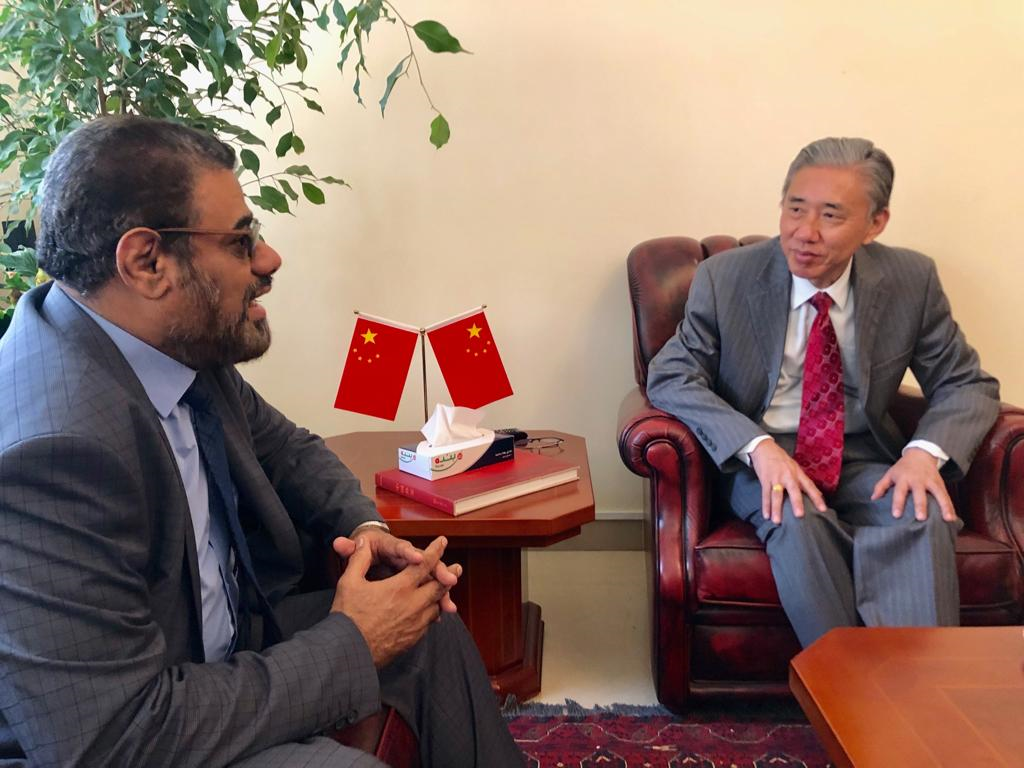 نائب رئيس مجلس النواب يلتقي السفير الصيني