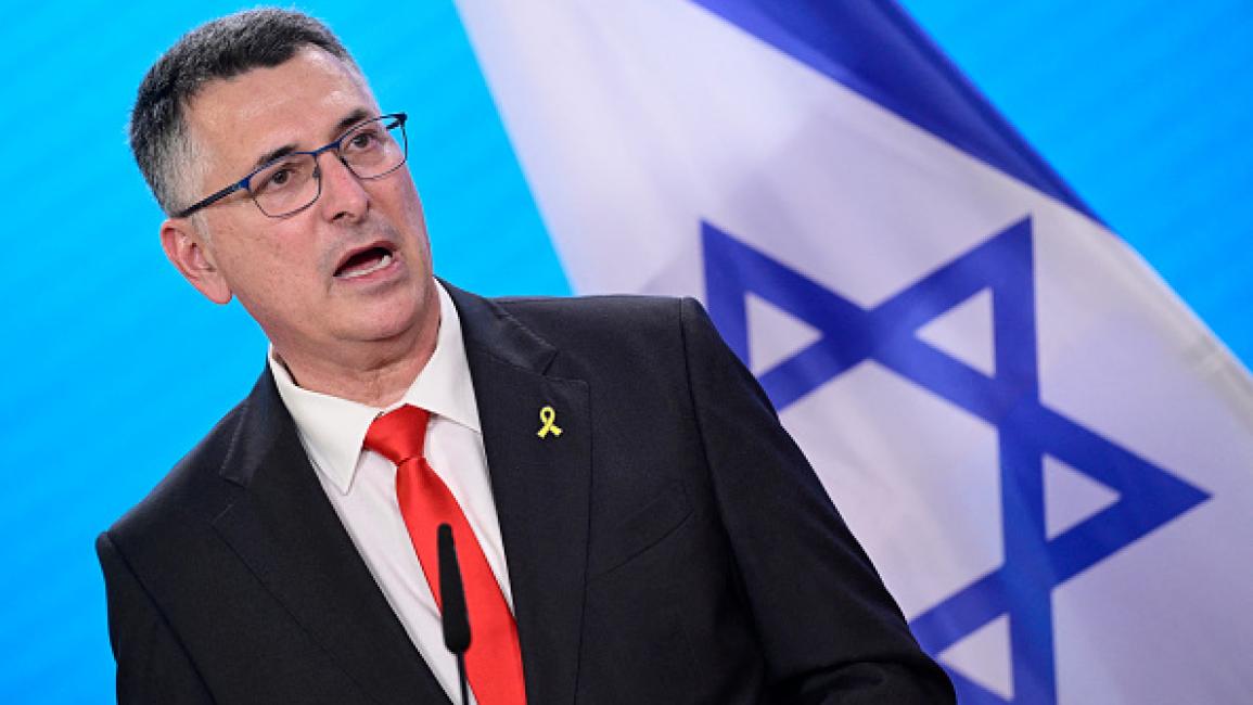 وزير الخارجية الإسرائيلي مخاطباً ماكرون : إذا كنت متحمّساً لدولة فلسطينية فأقِمْها على أراضي فرنسا الشاسعة
