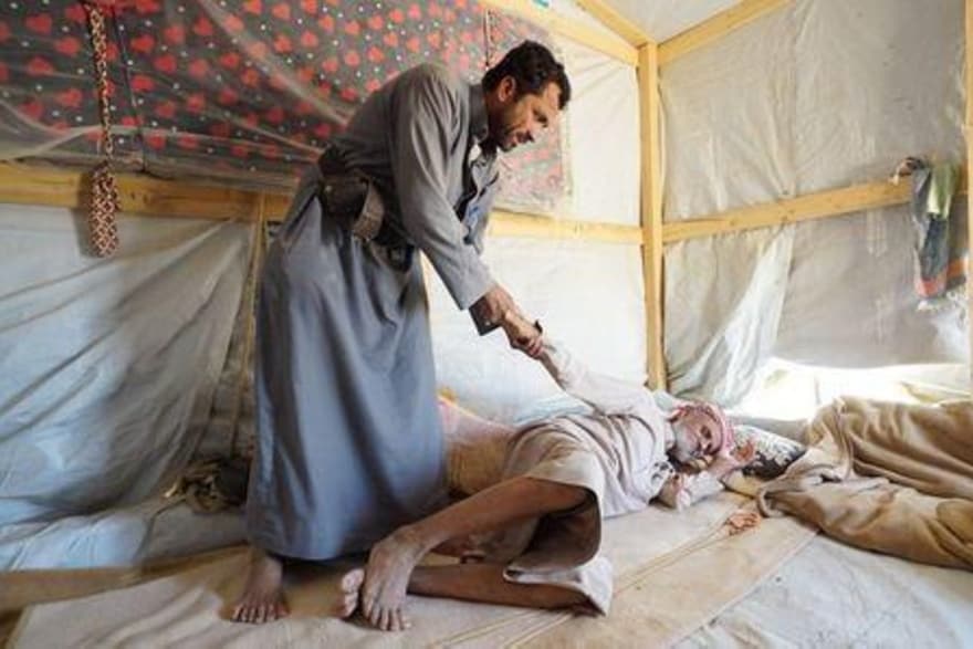 رويترز : يمنيون مشردون في الحرب يتجمعون بمخيمات مأرب مع تغير خطوط المواجهة
