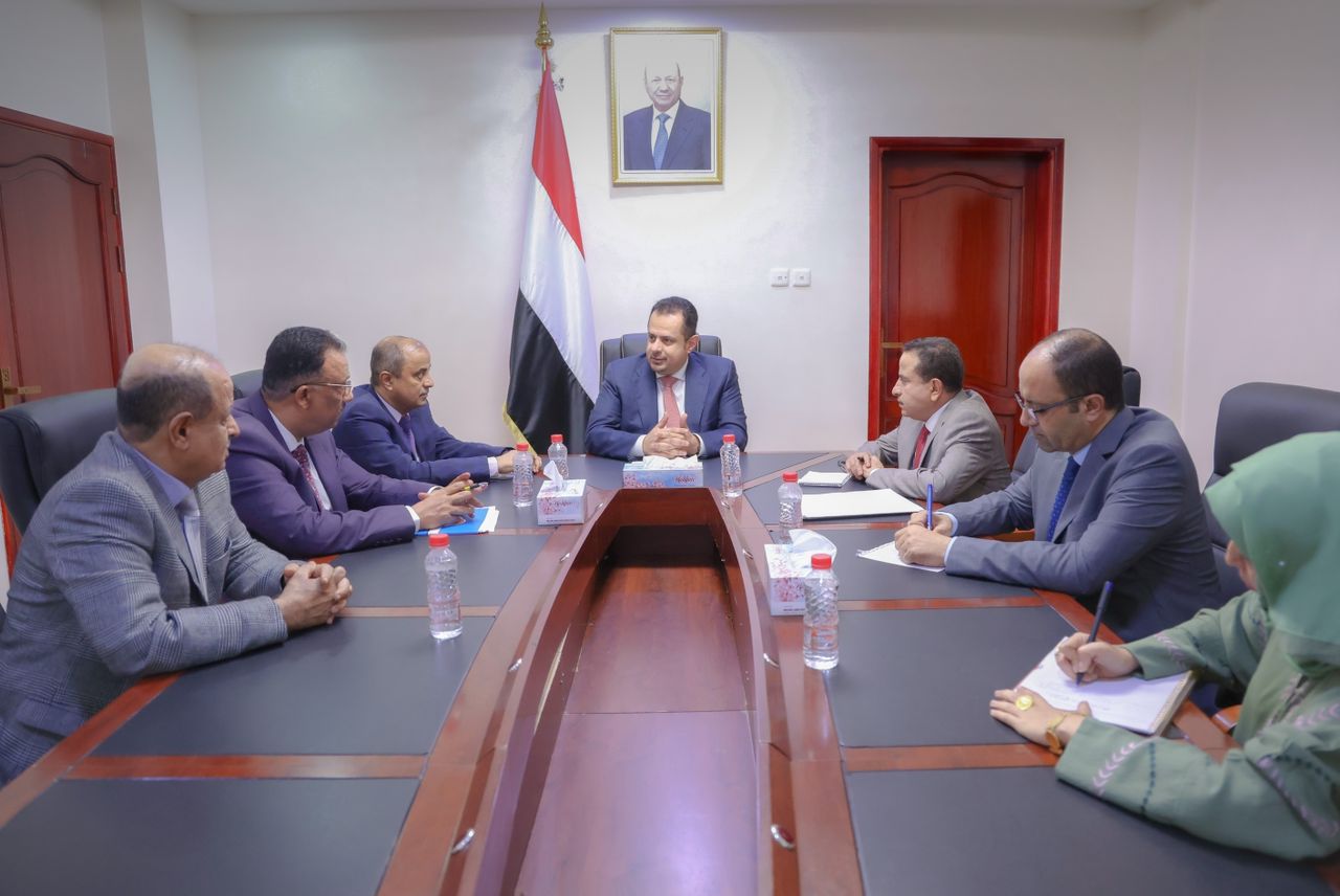 اجتماع برئاسة رئيس الوزراء لمناقشة سير الإصلاحات في الجوانب الضريبية والجمركية