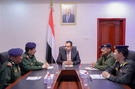 رئيس الوزراء يطلع على ايجاز امني للأوضاع في عدن والمحافظات المحررة
