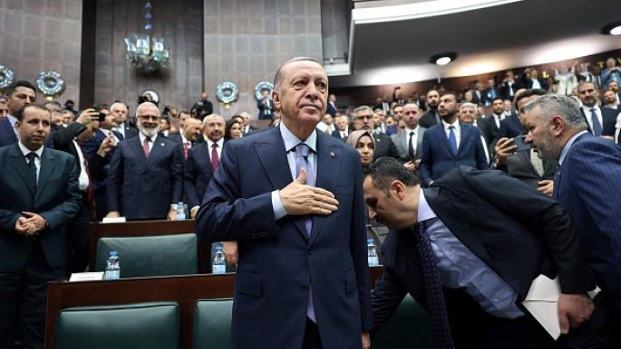 أردوغان يقر بخسارة حزبه في الانتخابات التركية