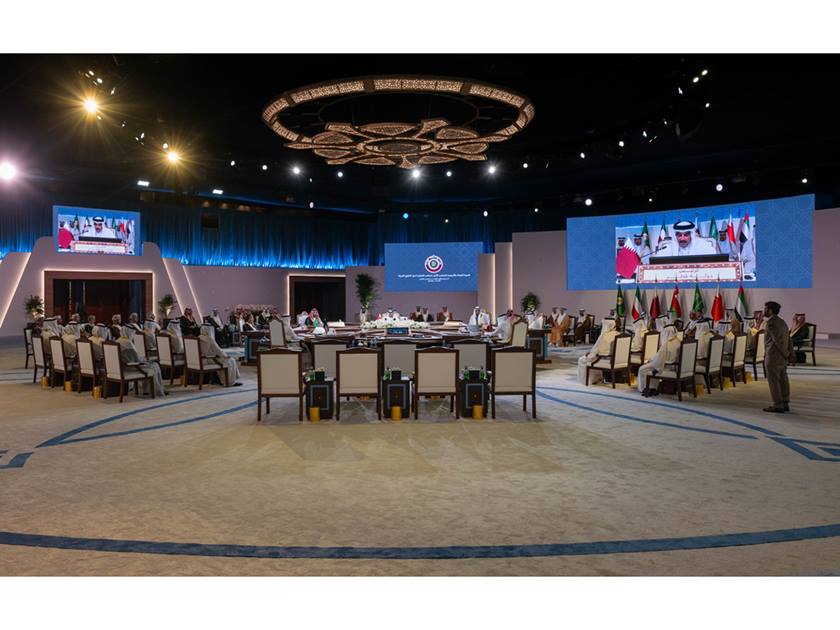 مجلس التعاون لدول الخليج في دورته الـ44 يؤكد دعمه الكامل لمجلس القيادة الرئاسي والتوصل لحل سياسي وفقاً للمرجعيات