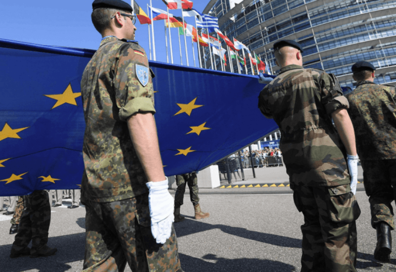 الأتحاد الأوروبي يعلن موعد وصول قواته إلى البحر الأحمر وعلاقتهم بمواجهة الحوثيين