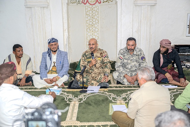 العميد طارق صالح: على الجميع أن يكونوا شركاء في معركة استعادة الدولة ووأد المشروع الإيراني في اليمن