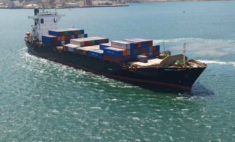 ميناء عدن يستقبل اولى الرحلات المباشرة للخط الملاحي التركي سيدرا